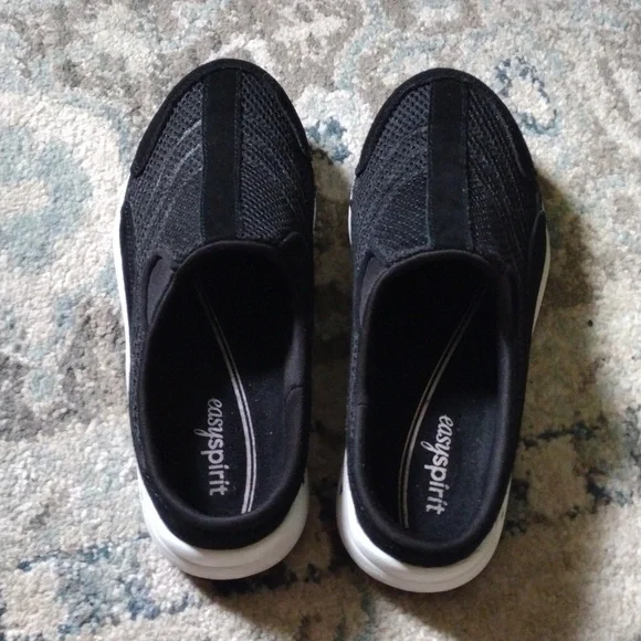 Easy Spirit Traveltime Slip-On Sneakers - Picture 6 of 9